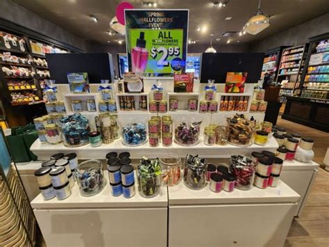 bath and body works kapolei.